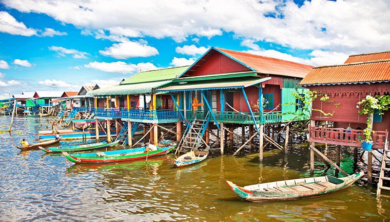 Kampong Phluk Floating Village Tour